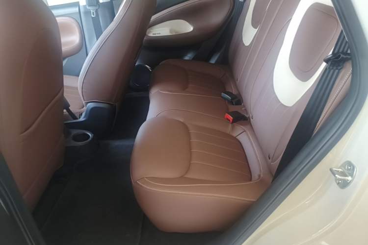 Used Wuling Bingo 2023 203km Comfort Edition Left Rear Seat