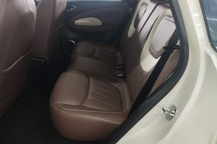 Used Wuling Bingo 2023 333 km Lingxi Connected+ Version Left Rear Seat