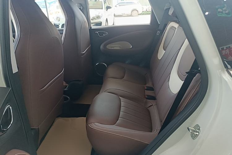 Used Wuling Bingo 2023 333 km Enjoyment Version Left Rear Seat