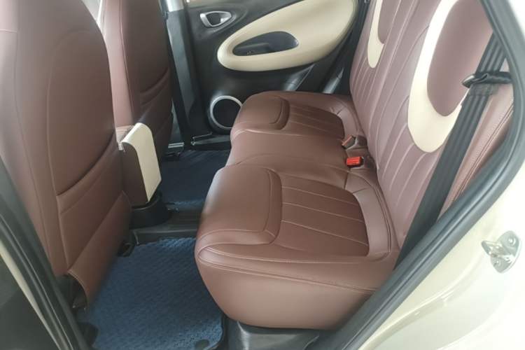 Used Wuling Bingo 2023 333 km Fast-Share Version Left Rear Seat