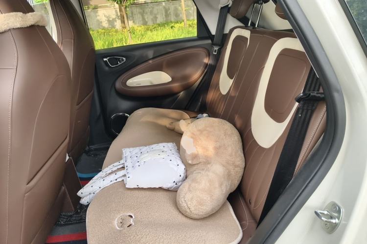 Used Wuling Bingo 2023 203km Comfort Edition Left Rear Seat