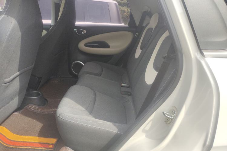 Used Wuling Bingo 2023 333 km Fast-Share Version Left Rear Seat