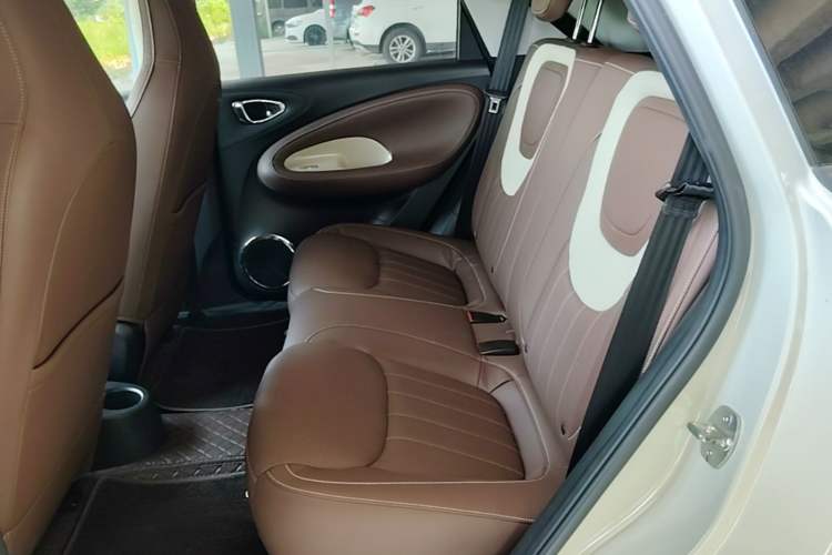 Used Wuling Bingo 2023 203km Comfort Edition Left Rear Seat