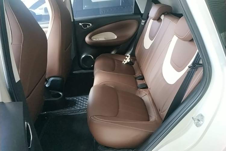 Used Wuling Bingo 2023 410 km Lingxi Deluxe Edition Left Rear Seat