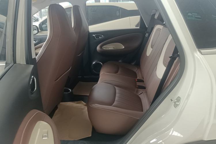 Used Wuling Bingo 2023 333 km Enjoyment Version Left Rear Seat