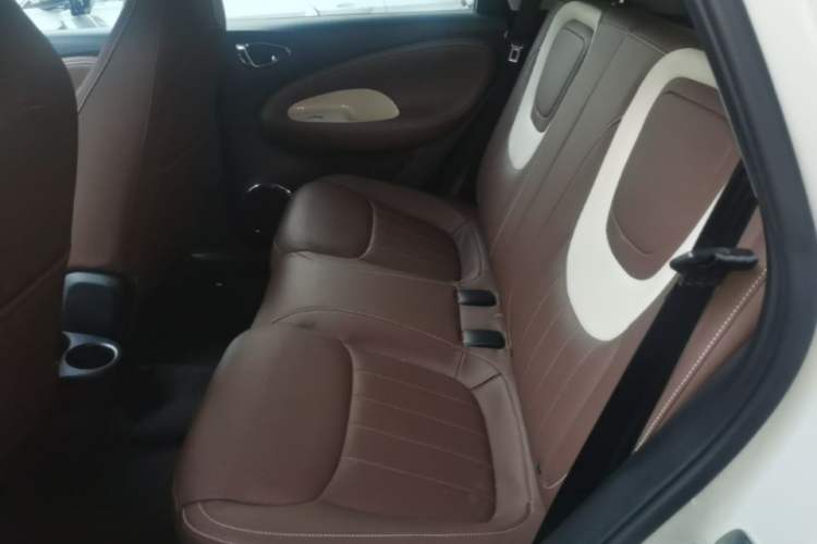 Used Wuling Bingo 2023 333 km Enjoyment Version Left Rear Seat
