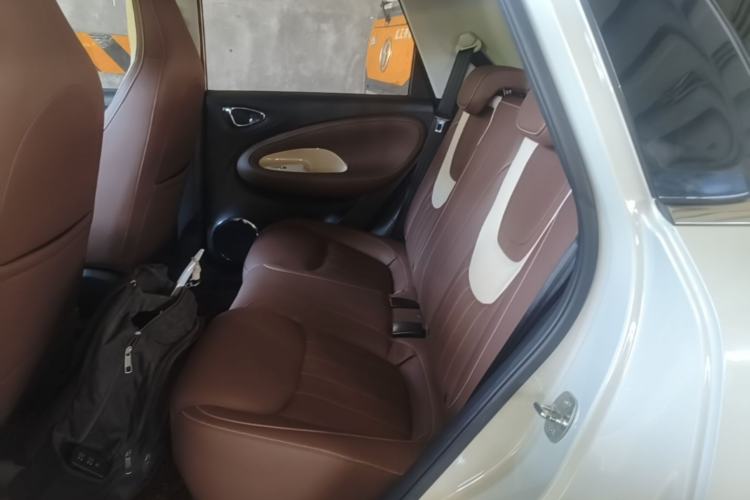 Used Wuling Bingo 2023 333 km Lingxi Connected Version Left Rear Seat