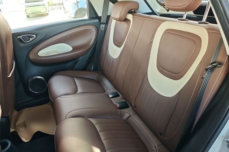 Used Wuling Bingo 2023 333 km Enjoyment Version Left Rear Seat