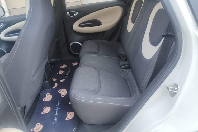 Used Wuling Bingo 2023 203km Light Edition Left Rear Seat