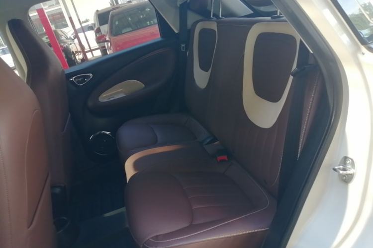 Used Wuling Bingo 2023 333 km Lingxi Connected+ Version Left Rear Seat