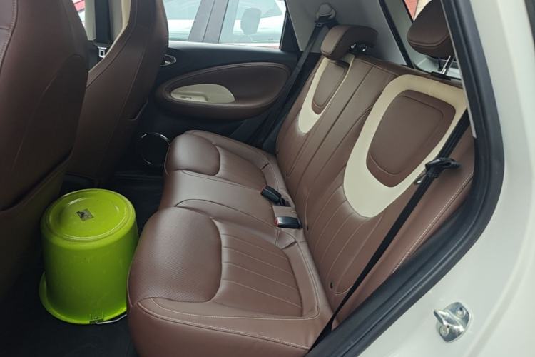 Used Wuling Bingo 2023 333 km Lingxi Connected Version Left Rear Seat