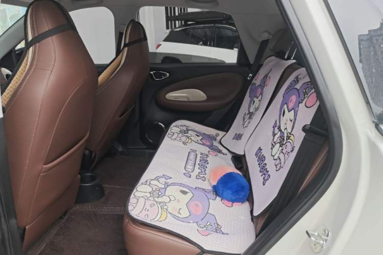 Used Wuling Bingo 2023 333 km Lingxi Connected+ Version Left Rear Seat