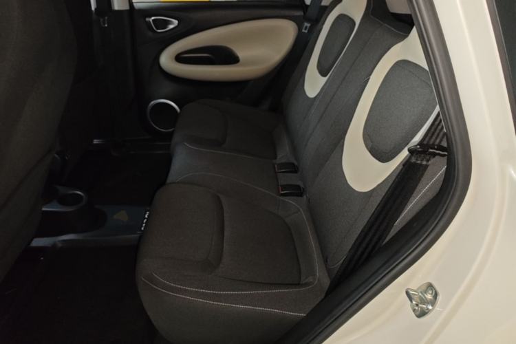 Used Wuling Bingo 2023 333 km Fast-Share Version Left Rear Seat
