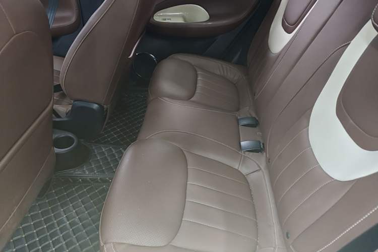 Used Wuling Bingo 2023 410 km Lingxi Deluxe Edition Left Rear Seat