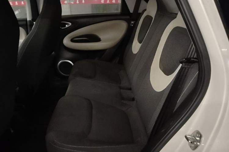 Used Wuling Bingo 2023 333 km Fast-Share Version Left Rear Seat