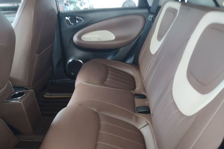 Used Wuling Bingo 2023 410 km Lingxi Deluxe Edition Left Rear Seat