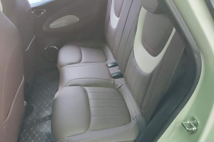 Used Wuling Bingo 2023 333 km Enjoyment Version Left Rear Seat