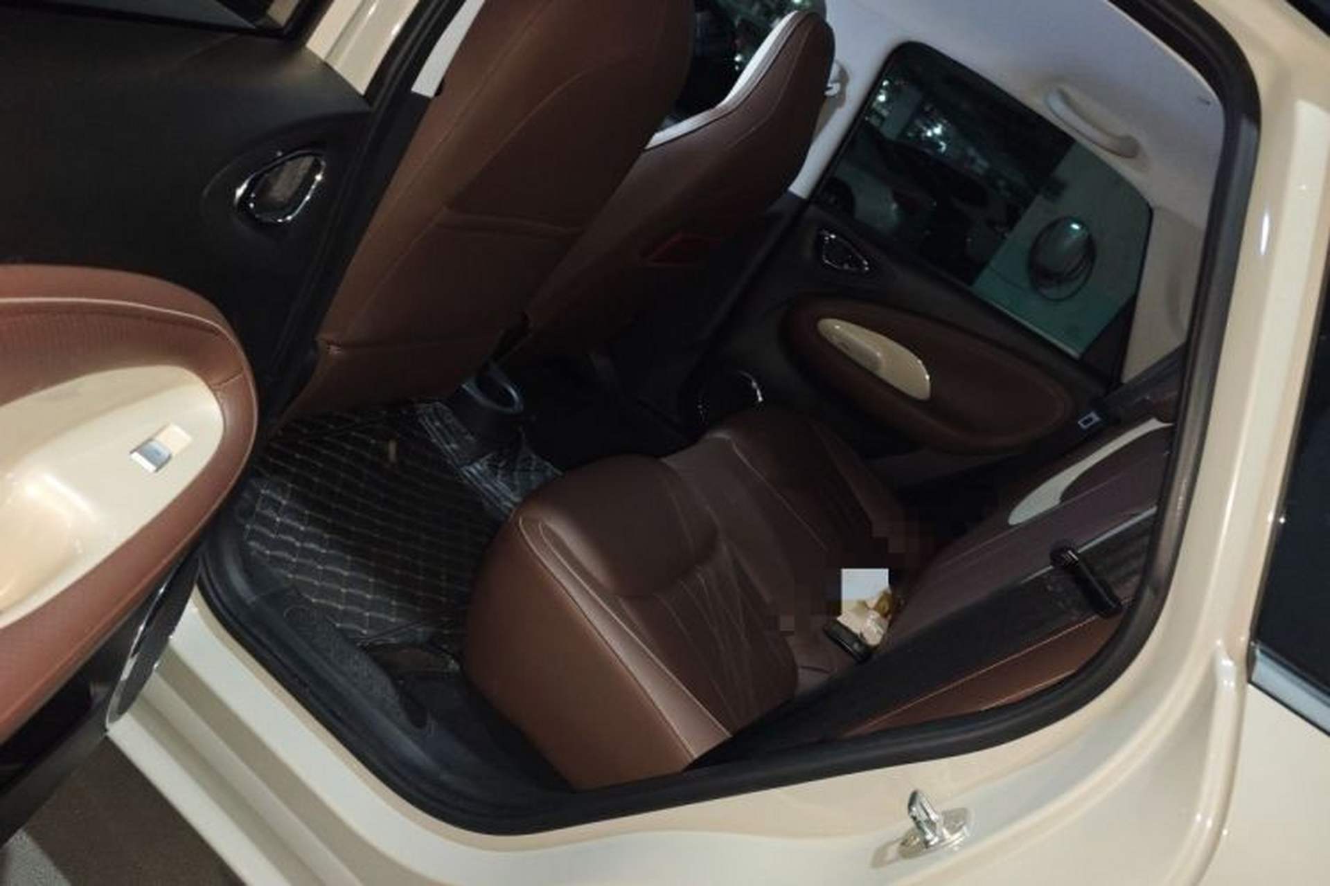 Used Wuling Bingo 2023 333 km Lingxi Connected+ Version Left Rear Seat
