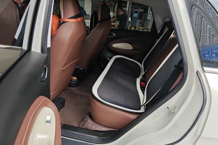 Used Wuling Bingo 2023 333 km Enjoyment Version Left Rear Seat