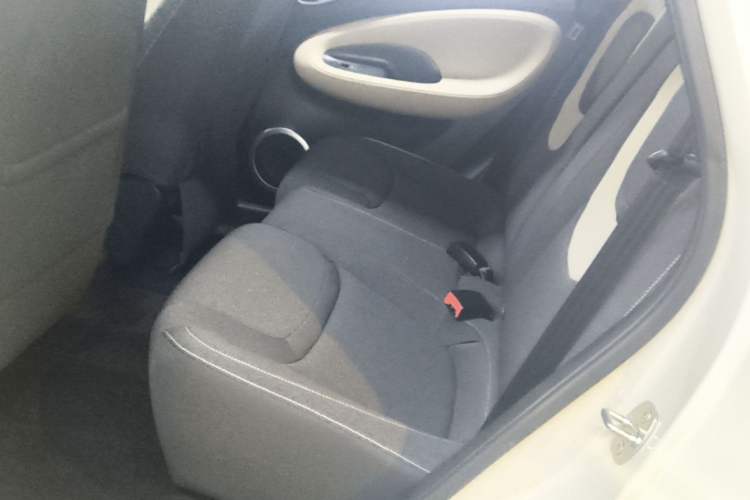 Used Wuling Bingo 2023 203km Light Edition Left Rear Seat