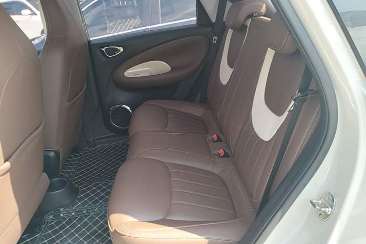 Used Wuling Bingo 2023 203km Comfort Edition Left Rear Seat