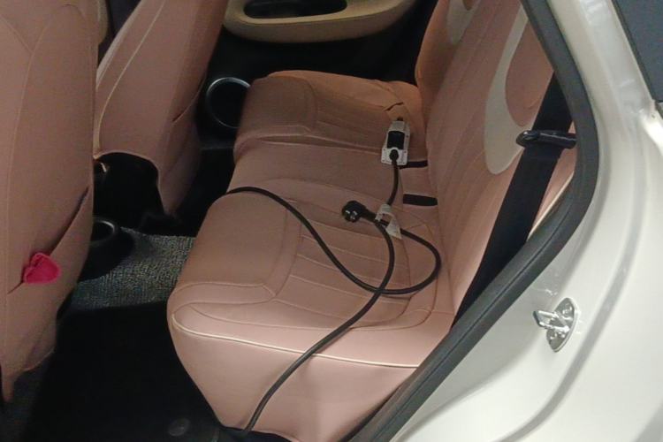 Used Wuling Bingo 2023 203km Light Edition Left Rear Seat