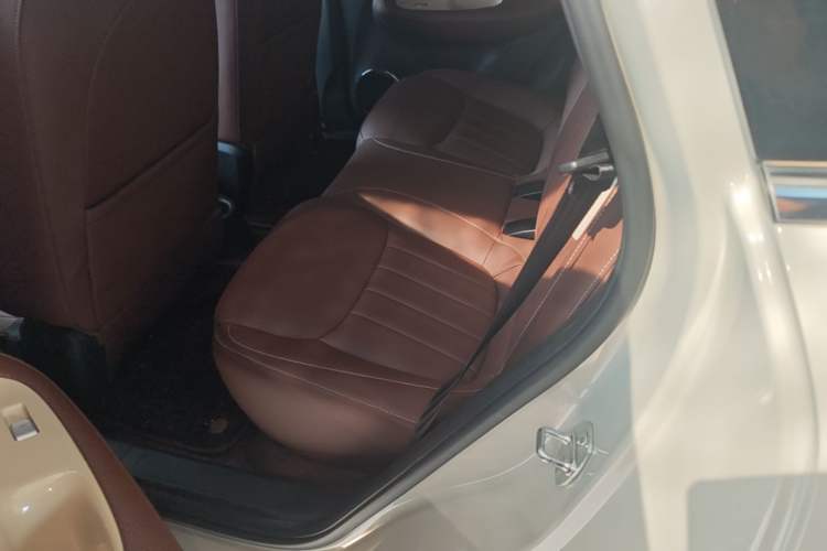 Used Wuling Bingo 2023 410 km Lingxi Deluxe Edition Left Rear Seat