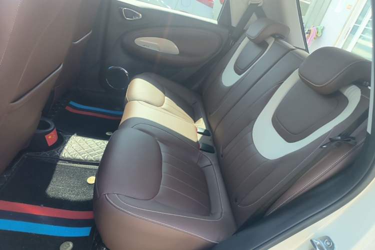 Used Wuling Bingo 2023 410 km Lingxi Deluxe Edition Left Rear Seat