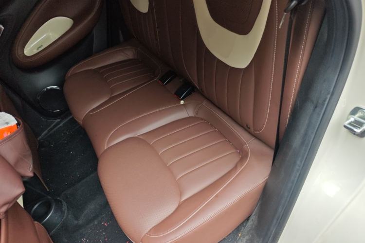 Used Wuling Bingo 2023 333km Enjoy+ Version Left Rear Seat