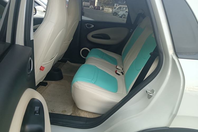 Used Wuling Bingo 2023 203km Light Edition Left Rear Seat
