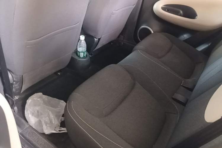 Used Wuling Bingo 2023 203km Light Edition Left Rear Seat