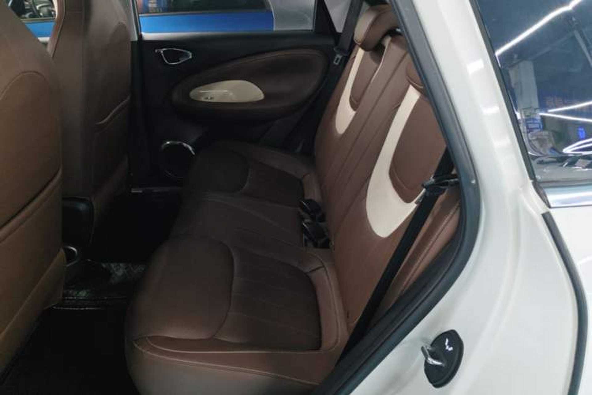 Used Wuling Bingo 2023 333 km Lingxi Connected Version Left Rear Seat
