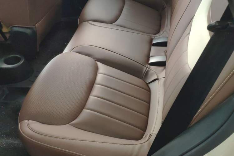 Used Wuling Bingo 2023 333 km Enjoyment Version Left Rear Seat