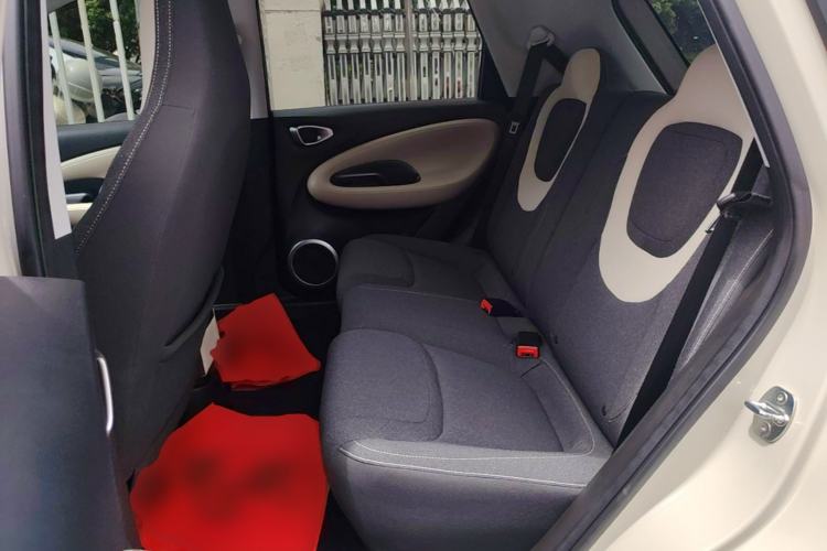 Used Wuling Bingo 2023 333 km Fast-Share Version Left Rear Seat
