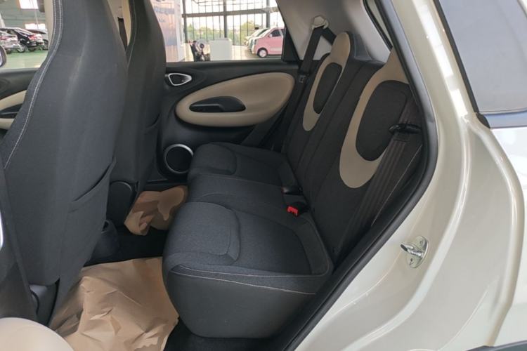 Used Wuling Bingo 2023 203km Light Edition Left Rear Seat