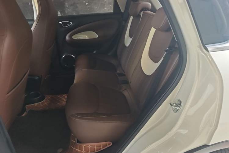Used Wuling Bingo 2023 333 km Fast-Share Version Left Rear Seat
