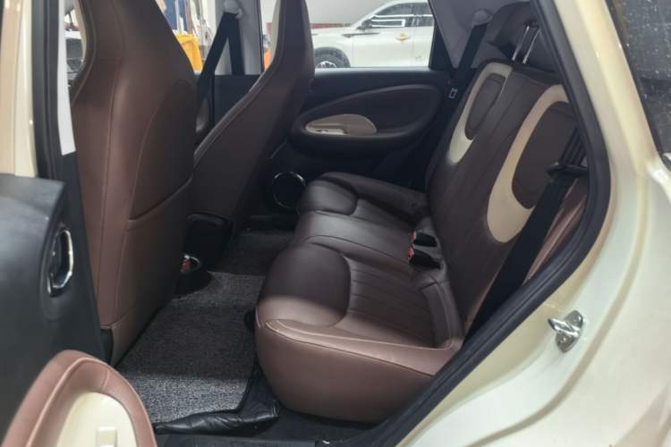 Used Wuling Bingo 2023 410 km Lingxi Deluxe Edition Left Rear Seat