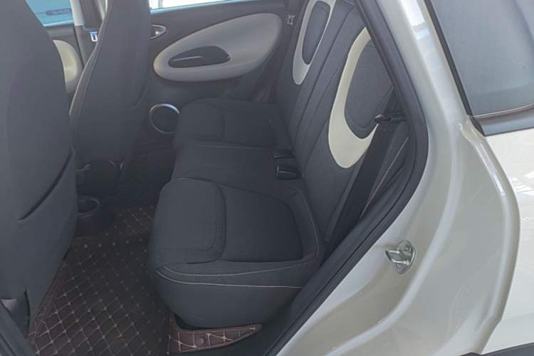 Used Wuling Bingo 2023 333 km Fast-Share Version Left Rear Seat