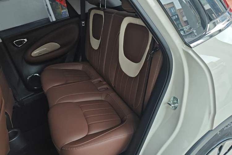 Used Wuling Bingo 2023 333km Enjoy+ Version Left Rear Seat