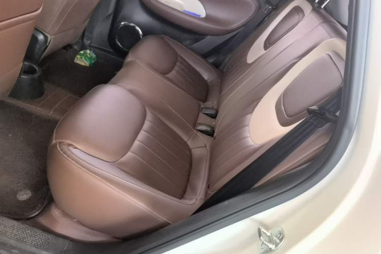 Used Wuling Bingo 2023 410 km Lingxi Deluxe Edition Left Rear Seat
