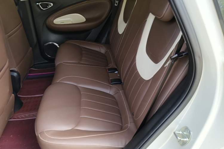 Used Wuling Bingo 2023 333 km Enjoyment Version Left Rear Seat
