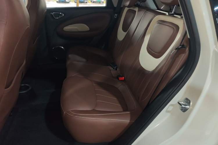 Used Wuling Bingo 2023 410 km Lingxi Deluxe Edition Left Rear Seat