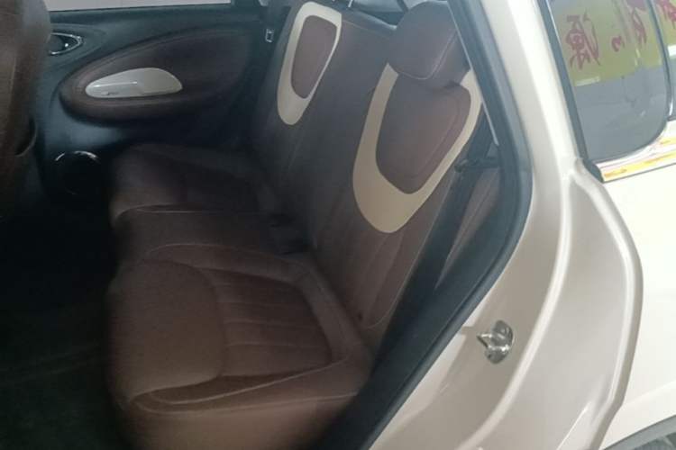 Used Wuling Bingo 2023 410 km Lingxi Deluxe Edition Left Rear Seat