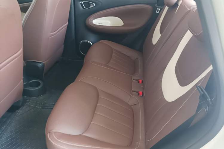 Used Wuling Bingo 2023 333 km Fast-Share Version Left Rear Seat