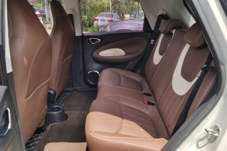 Used Wuling Bingo 2023 203km Comfort Edition Left Rear Seat