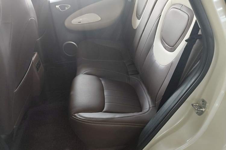 Used Wuling Bingo 2023 203km Light Edition Left Rear Seat