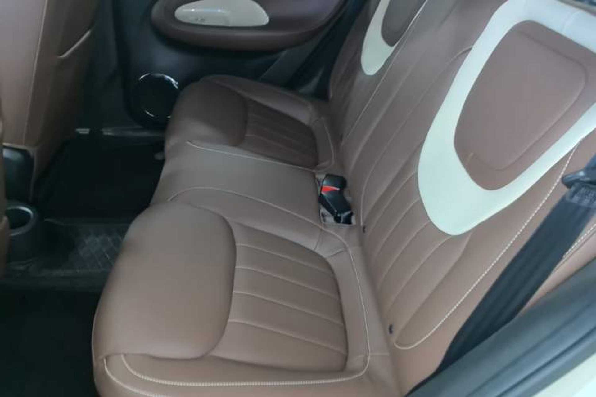 Used Wuling Bingo 2023 333 km Lingxi Connected+ Version Left Rear Seat