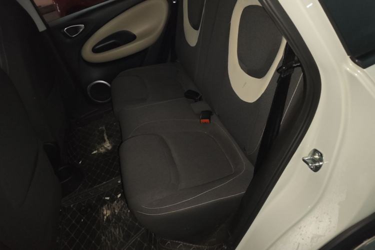 Used Wuling Bingo 2023 333 km Fast-Share Version Left Rear Seat