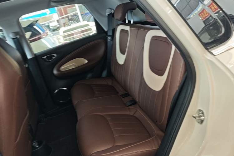 Used Wuling Bingo 2023 410 km Lingxi Deluxe Edition Left Rear Seat