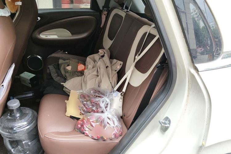 Used Wuling Bingo 2023 333 km Enjoyment Version Left Rear Seat